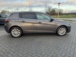 Peugeot-308-7